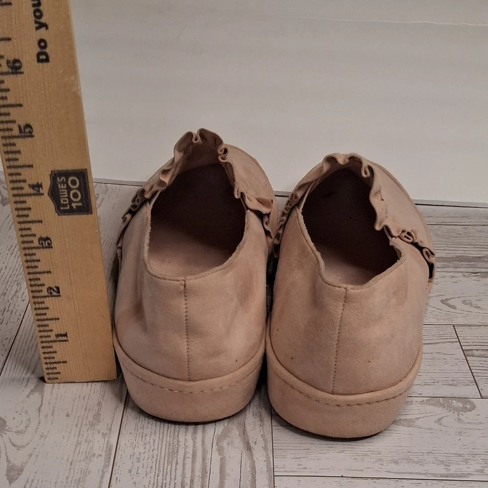 Joie Dee Pink Ruffled Cool Girl Slip-On Sneakers Size 39.5=9.5